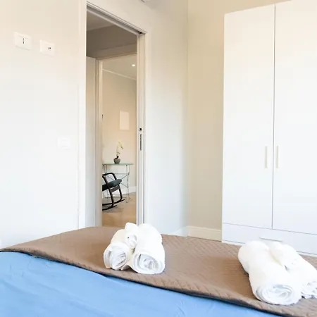 Casa Luna Nel Cuore Di Cagliari A 10 Minuti In Macchina Dalle Spiagge Piu Belle Exterior photo
