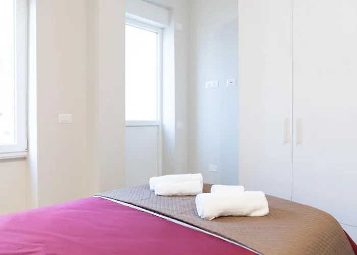 Casa Luna Nel Cuore Di Cagliari A 10 Minuti In Macchina Dalle Spiagge Piu Belle